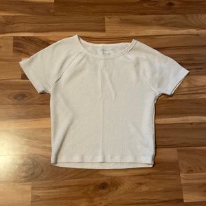 American eagle crop top, short sleeve. Fabric looks like long John material